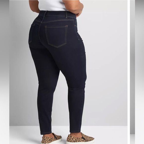 Lane Bryant Curvy High Rise Skinny- Rinse Wash 18 - Picture 2 of 5